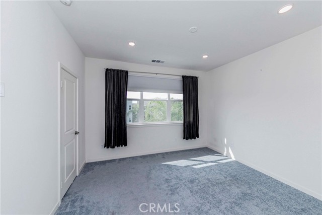 Detail Gallery Image 12 of 52 For 11005 Skyglow Dr, Rancho Cucamonga,  CA 91730 - 3 Beds | 2/2 Baths