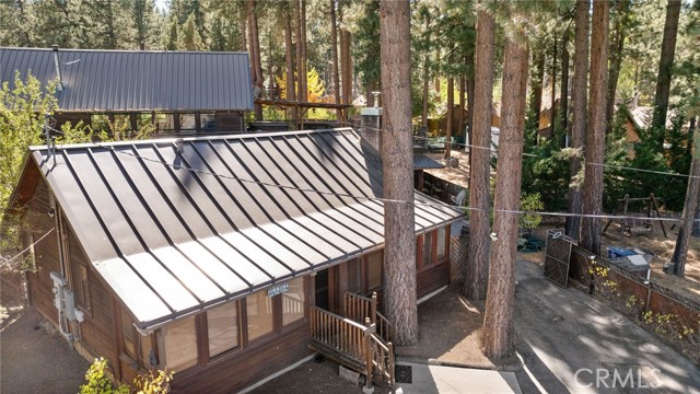 Detail Gallery Image 2 of 46 For 41307 Park Ave, Big Bear Lake,  CA 92315 - – Beds | – Baths