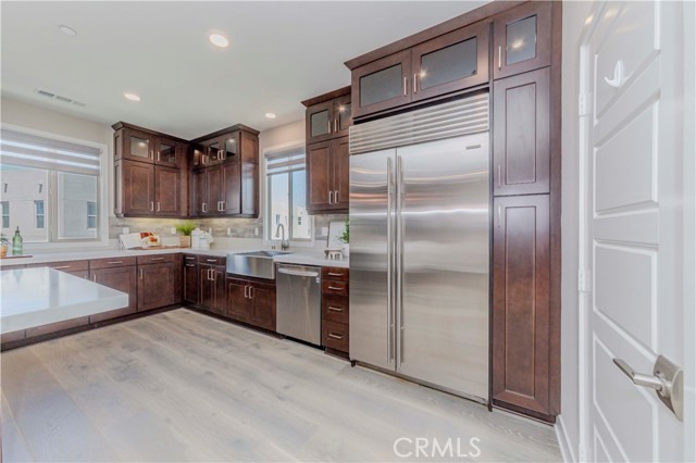 195 Stellar, Irvine CA: https://media.crmls.org/medias/d7ec5bc8-5d83-4f49-81b4-b9212effa6d1.jpg