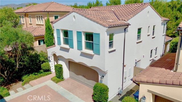 55 Decker, Irvine CA: https://media.crmls.org/medias/d7ec8702-3a02-4751-afc0-ec4039beb469.jpg