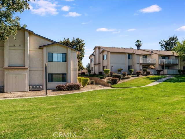 Detail Gallery Image 3 of 28 For 3450 Santa Maria, Santa Maria,  CA 93455 - 2 Beds | 1/1 Baths