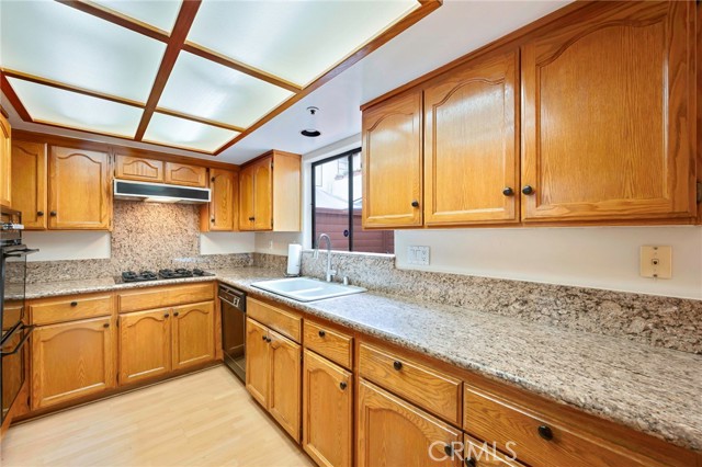 1161 SPAZIER Avenue, Glendale CA: https://media.crmls.org/medias/d7ecd489-1d18-44e0-84d2-291fd0b3c82e.jpg