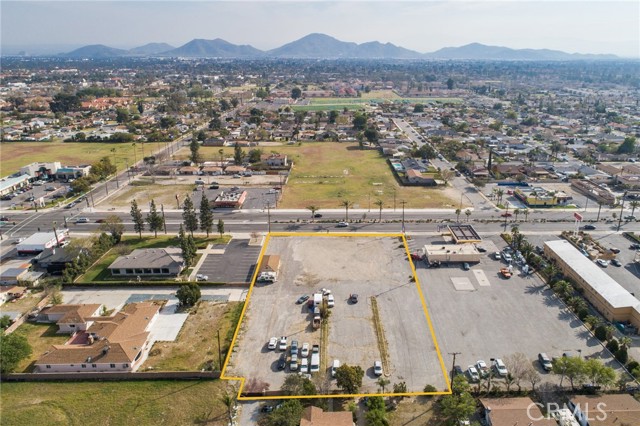 Detail Gallery Image 19 of 26 For 16436 Foothill Bld, Fontana,  CA 92335 - – Beds | – Baths