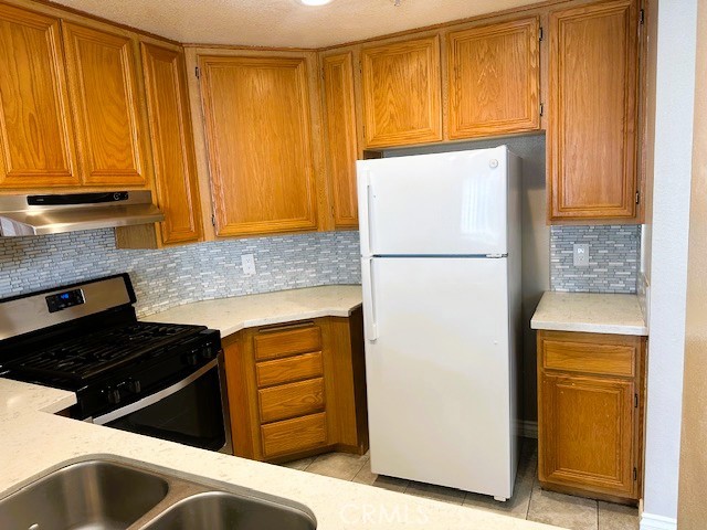 Detail Gallery Image 6 of 20 For 13046 Sycamore Village Dr, Norwalk,  CA 90650 - 2 Beds | 1 Baths