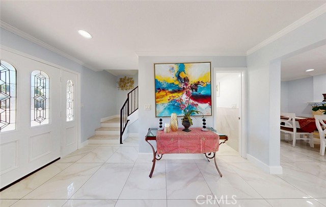 Detail Gallery Image 7 of 32 For 17891 Caledonia Cir, Huntington Beach,  CA 92647 - 5 Beds | 3/2 Baths