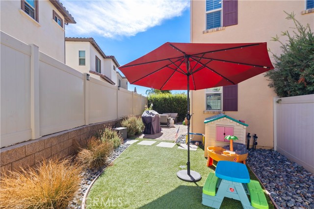 35334 Marabella Court, Winchester CA: https://media.crmls.org/medias/d7ef0148-3bb5-46a9-b429-eb7869332079.jpg