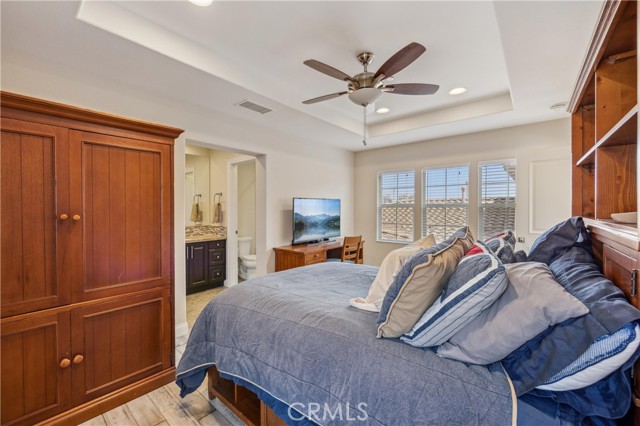 8356 Noelle Drive, Huntington Beach CA: https://media.crmls.org/medias/d7ef6a72-8958-496e-8bbb-dae6d7e60067.jpg