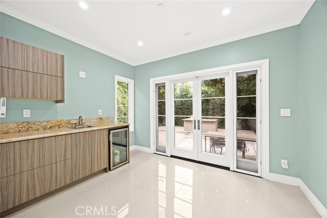 416 N Altura Road, Arcadia CA: https://media.crmls.org/medias/d7f00e89-6ff0-461f-b336-33f08b2d7aa8.jpg
