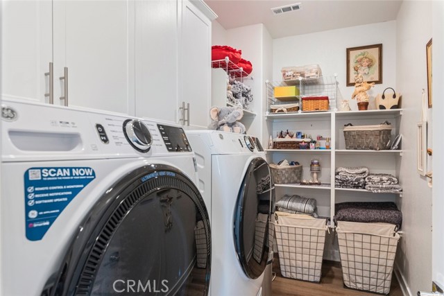 Detail Gallery Image 35 of 56 For 26219 Silver Birch, Menifee,  CA 92584 - 6 Beds | 4/1 Baths