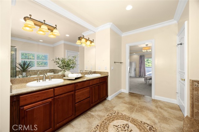 838 Braewood Court, South Pasadena CA: https://media.crmls.org/medias/d7f05a2a-c679-47a8-95c9-cce5ca1357d9.jpg