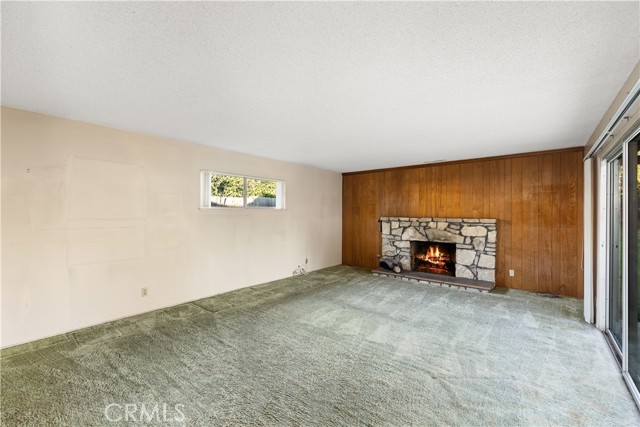 Detail Gallery Image 10 of 34 For 13402 Winthrope St, Santa Ana,  CA 92705 - 4 Beds | 2 Baths