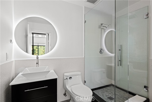 Detail Gallery Image 29 of 37 For 2746 Rinconia Dr, Los Angeles,  CA 90068 - 4 Beds | 3/1 Baths