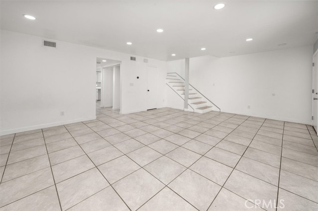 9120 Telfair Avenue, 13 photo 5