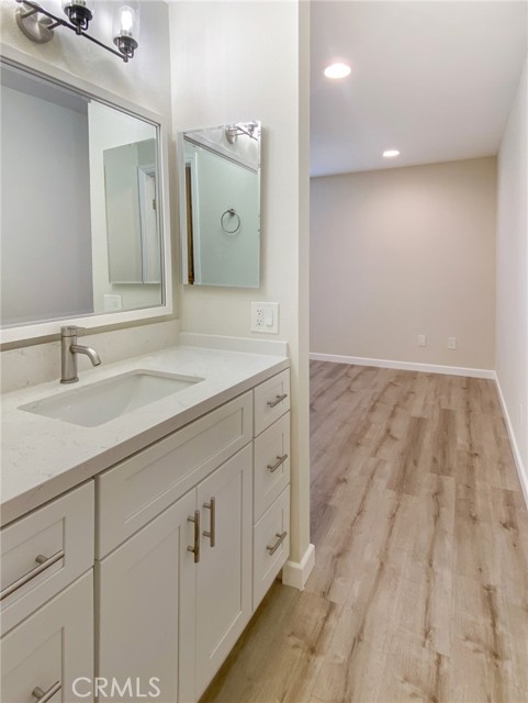 Detail Gallery Image 19 of 26 For 23270 Orange Ave #2,  Lake Forest,  CA 92630 - 3 Beds | 2 Baths