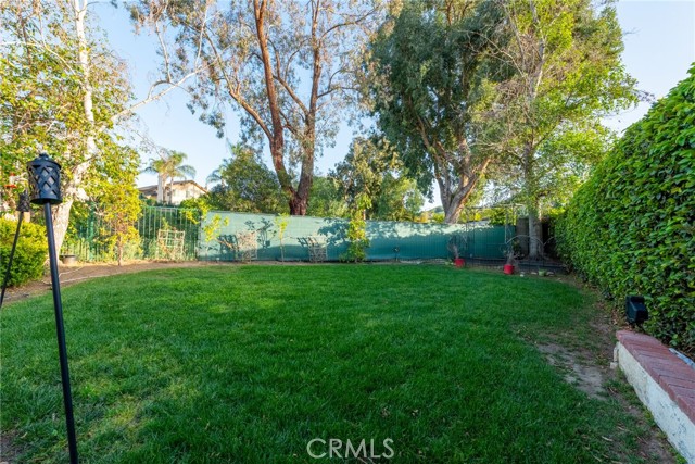 Detail Gallery Image 43 of 56 For 10 Valley Crest Rd, Simi Valley,  CA 93065 - 3 Beds | 2/1 Baths