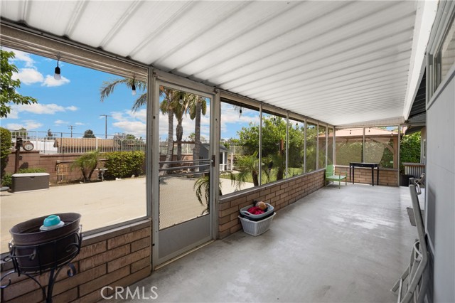 5939 Etiwanda Ave, Rancho Cucamonga CA: https://media.crmls.org/medias/d7f2f068-29f9-4784-928f-004dba21aabc.jpg