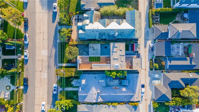 Detail Gallery Image 39 of 39 For 519 Santa Ana, Newport Beach,  CA 92663 - 4 Beds | 4/1 Baths