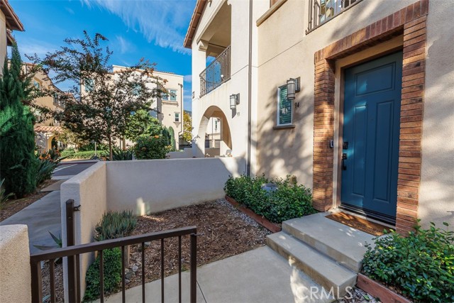 Detail Gallery Image 2 of 47 For 541 W Foothill Blvd. #94,  Glendora,  CA 91741 - 2 Beds | 2/1 Baths