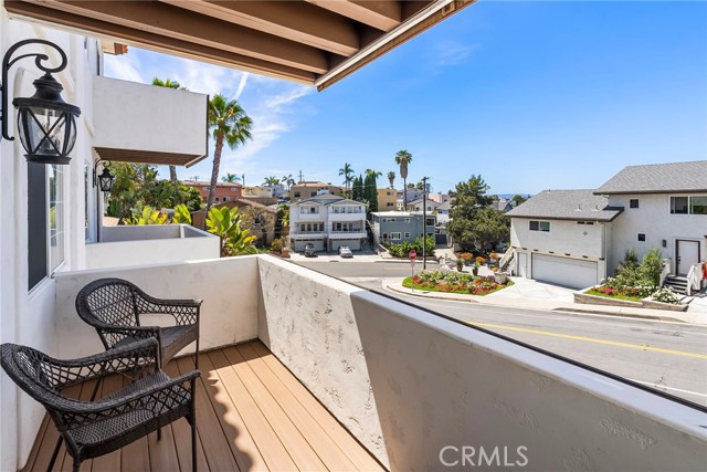 Detail Gallery Image 7 of 22 For 225 Avenida De La Grulla a,  San Clemente,  CA 92672 - 4 Beds | 3/1 Baths