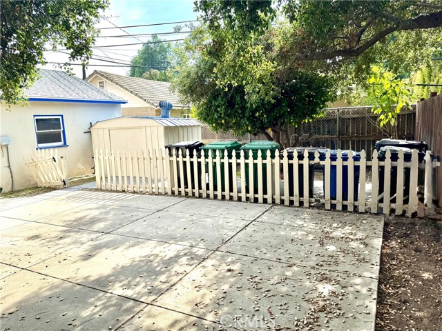 823 N Santa Anita N Avenue, Arcadia CA: https://media.crmls.org/medias/d7f4868c-0383-4d79-8e28-196c4ee8ec79.jpg