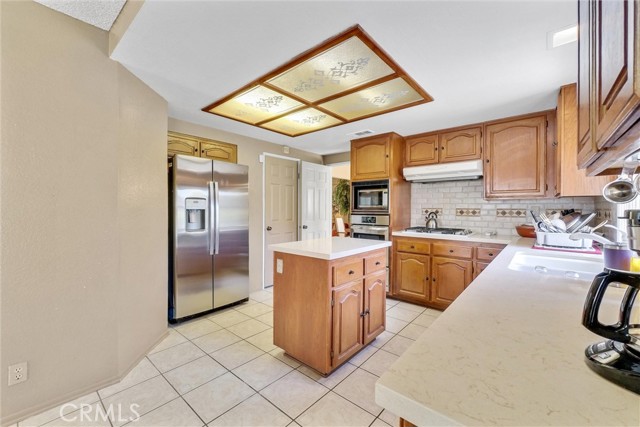 Detail Gallery Image 14 of 48 For 851 Barcelona Pl, Walnut,  CA 91789 - 3 Beds | 2/1 Baths