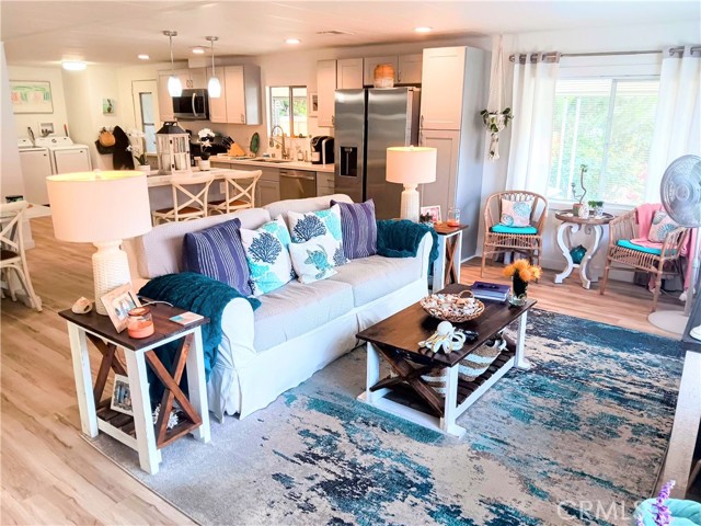 1286 Discovery Street, San Marcos CA: https://media.crmls.org/medias/d7f5c842-de44-4a20-8b02-88afc3512676.jpg