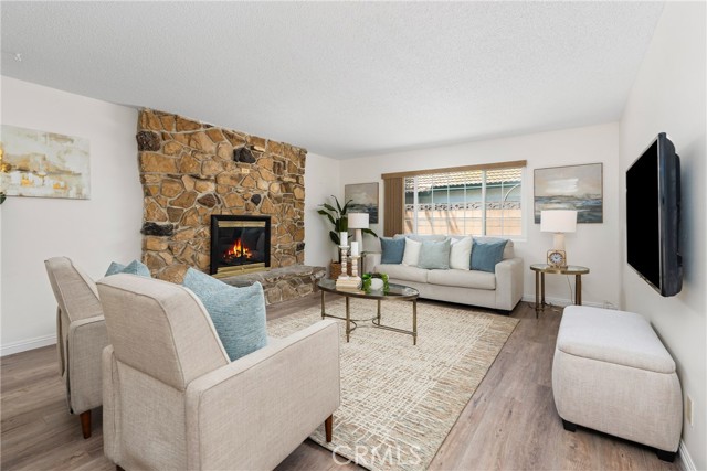 Detail Gallery Image 4 of 32 For 1289 Coronado St, Upland,  CA 91786 - 4 Beds | 2 Baths