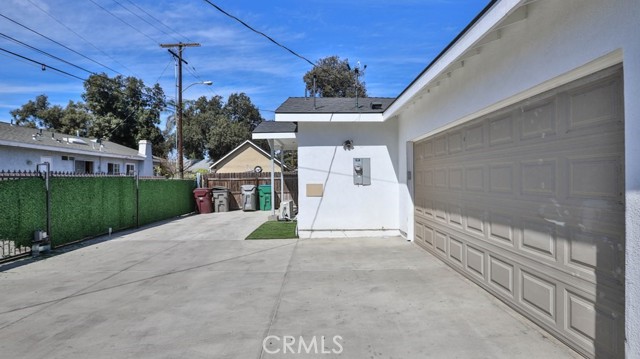 408 S Flower Street, Santa Ana CA: https://media.crmls.org/medias/d7f85d88-ee2e-4179-93af-62f7d25d80b8.jpg