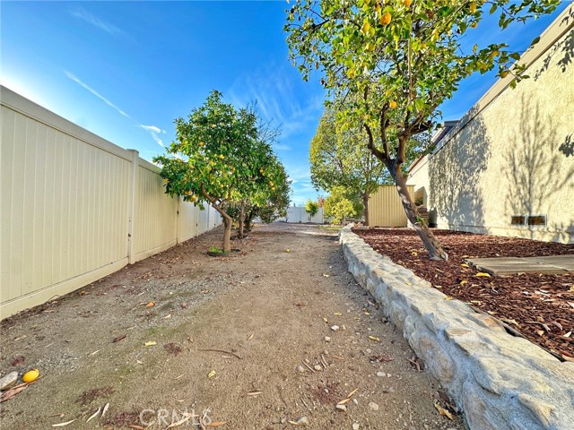 Detail Gallery Image 35 of 35 For 450 Champlain Dr, Claremont,  CA 91711 - 3 Beds | 2 Baths