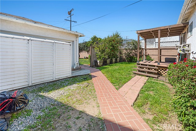 Detail Gallery Image 30 of 43 For 3967 Berryman Ave, Los Angeles,  CA 90066 - 2 Beds | 1 Baths