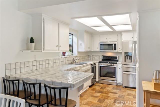 Detail Gallery Image 9 of 35 For 8375 Amapoa, Atascadero,  CA 93422 - 3 Beds | 2/1 Baths