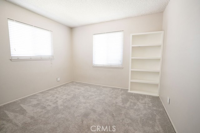 Detail Gallery Image 12 of 24 For 6623 Lessie Ln, Riverside,  CA 92503 - 3 Beds | 1 Baths