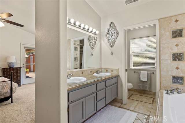 1491 Saratoga Drive, Chico CA: https://media.crmls.org/medias/d7fab19d-95de-4815-afca-9f8b3912b735.jpg