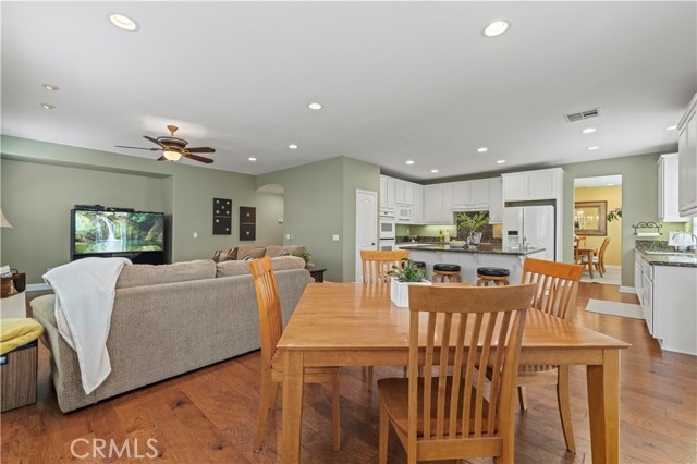 Detail Gallery Image 29 of 75 For 26520 Thackery Ln, Stevenson Ranch,  CA 91381 - 4 Beds | 4 Baths