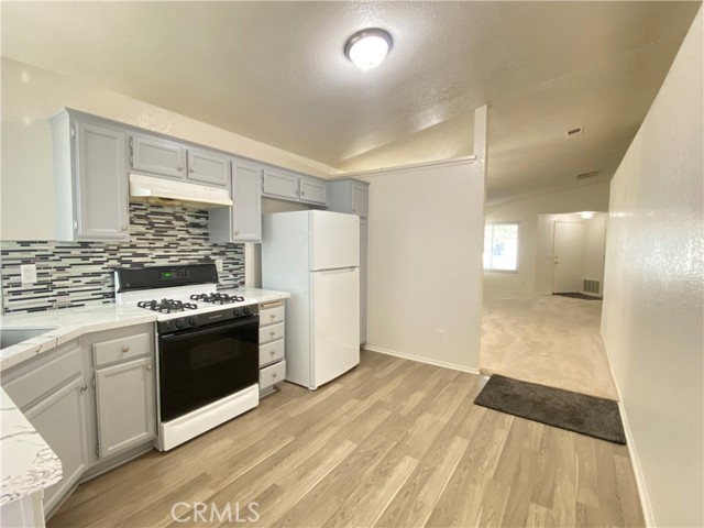 Detail Gallery Image 6 of 15 For 11053 Miners, Moreno Valley,  CA 92557 - 3 Beds | 2 Baths