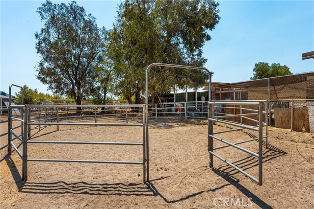 1014 7th Street, Norco CA: https://media.crmls.org/medias/d7fc1570-ee07-447a-8b3b-d29df46ff028.jpg