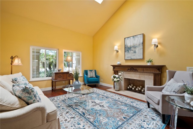 21291 Calle Recreo, Lake Forest CA: https://media.crmls.org/medias/d7fc3a5b-522e-4216-af88-ff4627071fb1.jpg