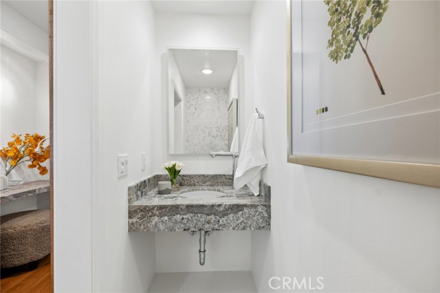 Detail Gallery Image 32 of 38 For 1218 Keel Dr, Corona Del Mar,  CA 92625 - 3 Beds | 2/1 Baths