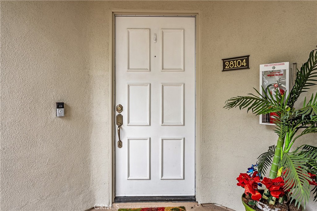 MLS #OC25280955 image #5