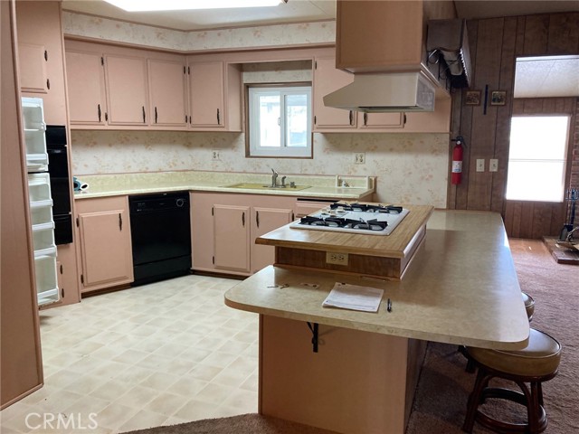 Detail Gallery Image 8 of 24 For 10333 Overland Trl, Cherry Valley,  CA 92223 - 2 Beds | 2 Baths