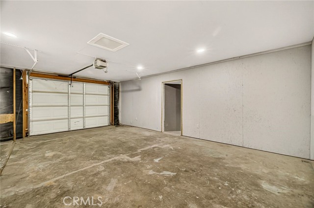 Image 33 of 50 For 7040 Fulton