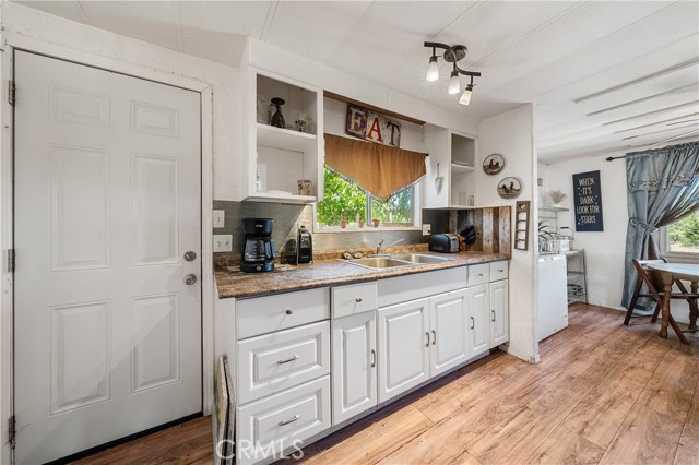15000 Gray Pine Road, Lower Lake CA: https://media.crmls.org/medias/d7ff4ad9-0abb-4dd4-bcae-2f3f674de5b5.jpg