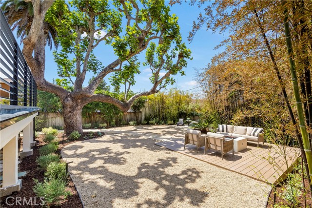 Detail Gallery Image 12 of 46 For 1759 Glenneyre St, Laguna Beach,  CA 92651 - 5 Beds | 5/1 Baths