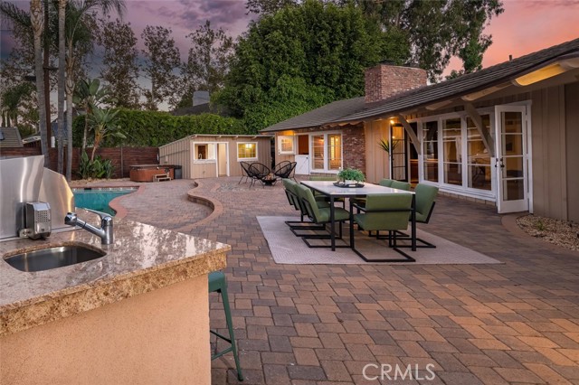 Image 33 of 53 For 1430 La Perla Avenue