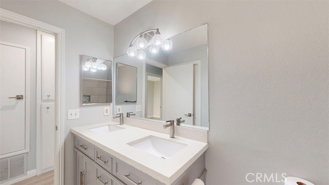 Detail Gallery Image 11 of 14 For 872 W Sierra Madre, Azusa,  CA 91702 - 2 Beds | 1 Baths