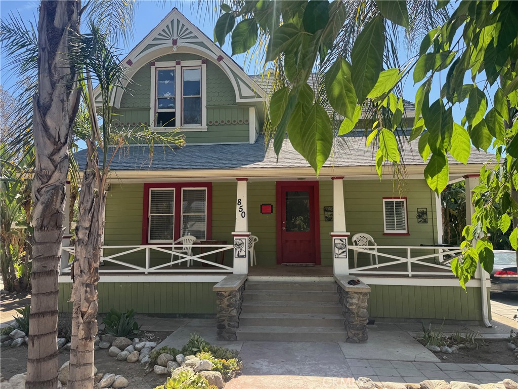 850 E Columbia Avenue