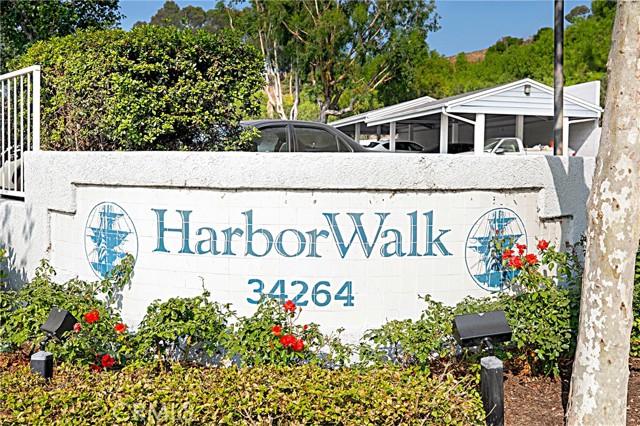 Front Image Thumbnail for CROC25263675