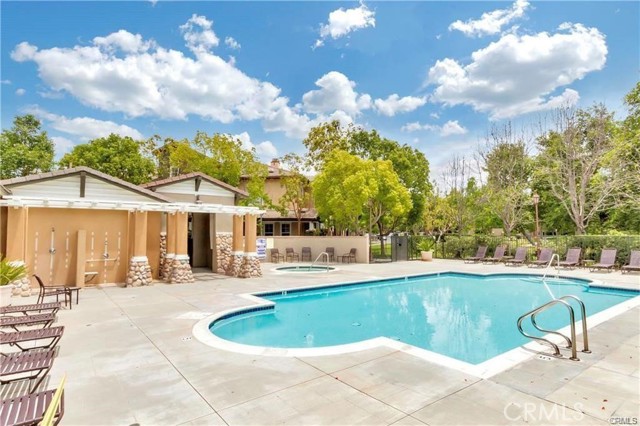 Detail Gallery Image 17 of 22 For 16 Parker St, Ladera Ranch,  CA 92694 - 2 Beds | 2/1 Baths