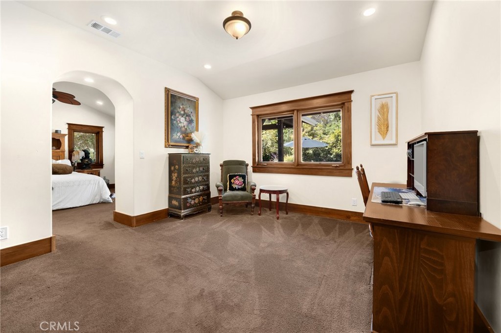 D8027676 61df 4b14 8b1a 84b06d8c4c44