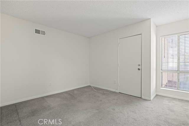 Detail Gallery Image 45 of 55 For 18900 Ledan St, Northridge,  CA 91324 - 4 Beds | 2 Baths